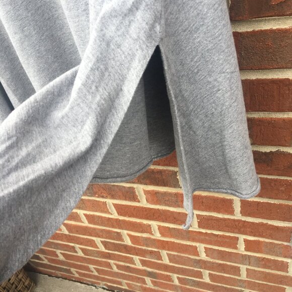 Embellish Tee Womens Medium Gray Raw Hem Flowy Athleisure - Picture 4 of 11